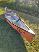 Load image into Gallery viewer, F-07 Fastwater Canoe