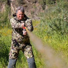 Load image into Gallery viewer, Bear Spray - 40 foot spray 290g
