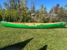 Load image into Gallery viewer, K3-01 Kevlar Prospector Canoe 17&#39;6&#39;&#39; - 3 seat
