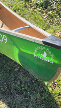Load and play video in Gallery viewer, K3-09 Kevlar Prospector Canoe 17'6'' (3 seats)
