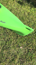 Load and play video in Gallery viewer, Ripple Kayak - Green
